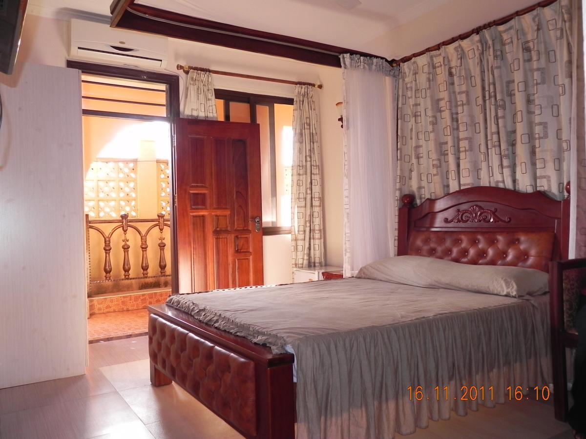 Lambada Holiday Resort Mombasa Mtwapa Room photo